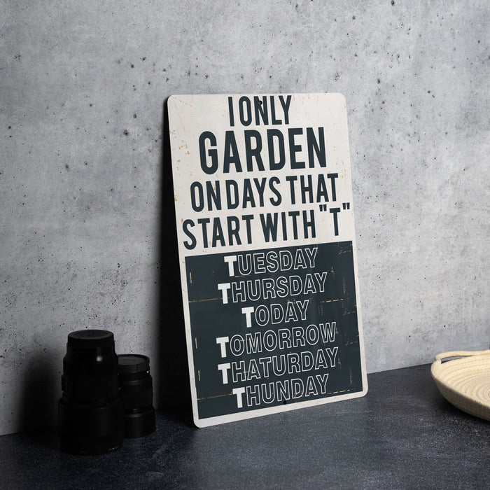 a sign that is sitting on a table