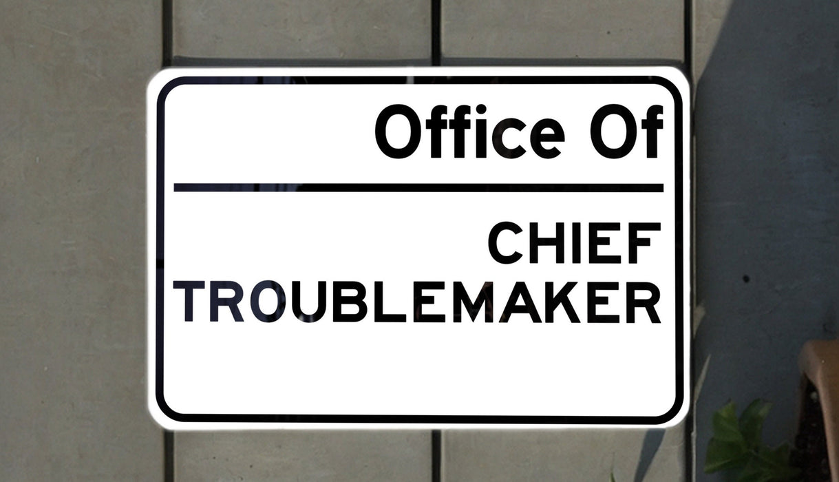 a street sign on the side of a building