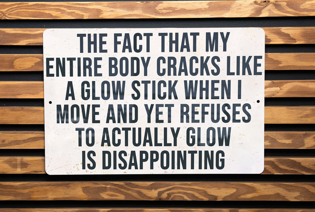 a sign on a wooden bench that says is disboding lovlu