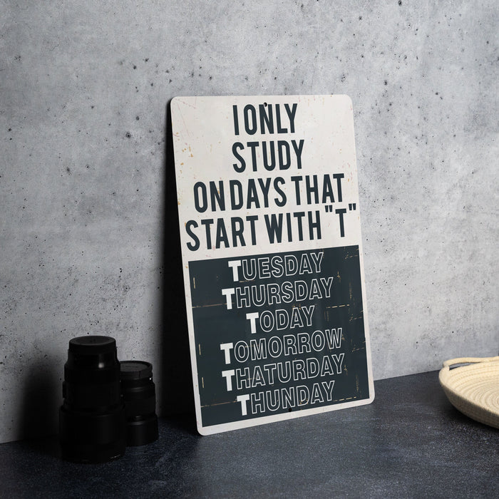 a sign that is sitting on a table