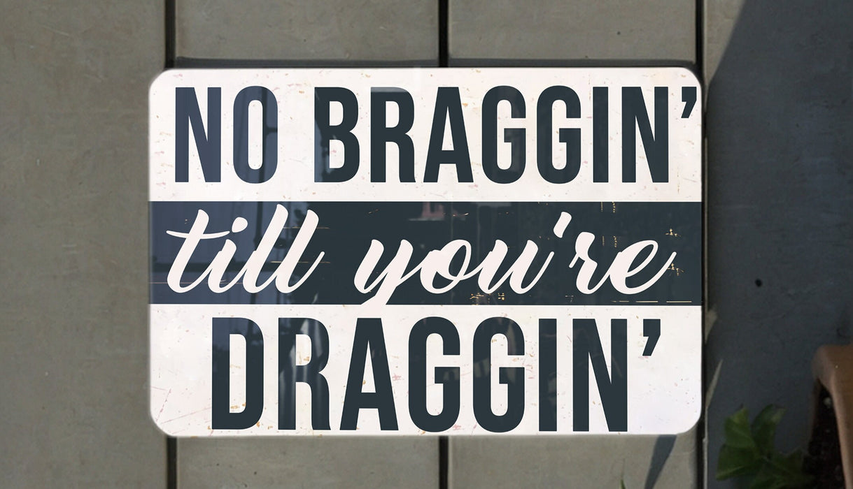 a sign that says no bivogin on it