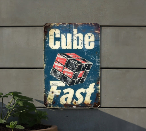 a sign that says cube fast on a wall