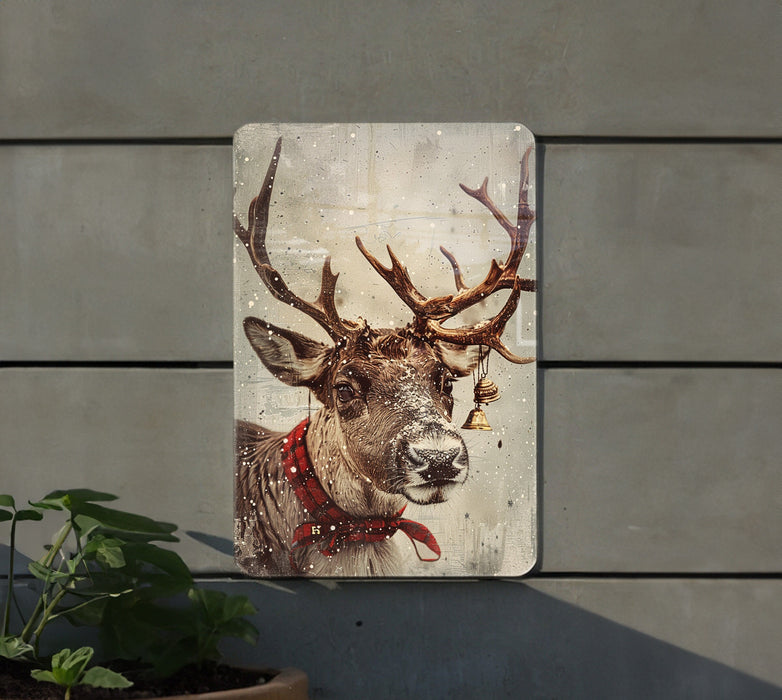 a picture of a deer with antlers on it