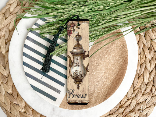 a picture of a bottle on a plate