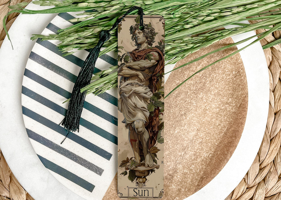 a picture of a crucifix on a plate