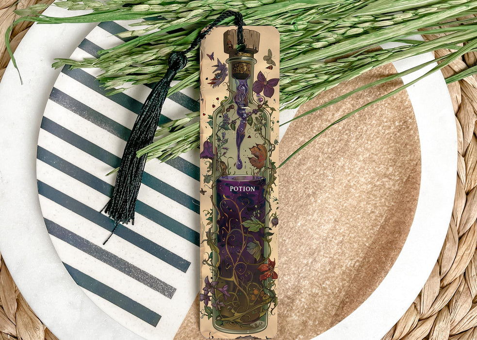 a bottle of perfume sitting on top of a plate