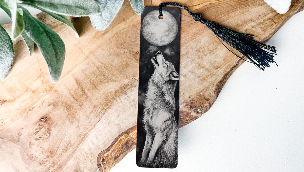 a bookmark with a picture of a wolf on it