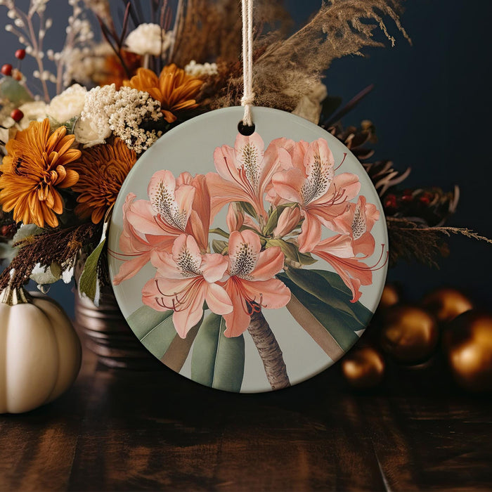 a picture of a vase with flowers on a table